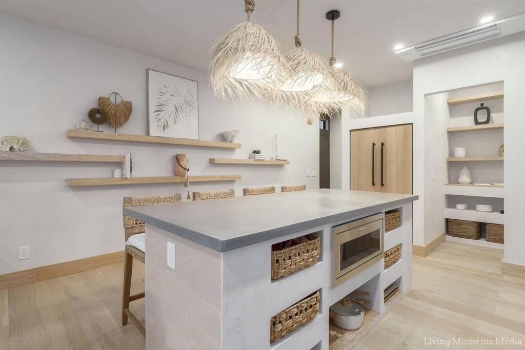 Aloha Moon - A Chic And Dreamy Modern Tropical Hideaway! Apartment Wailea  Exterior photo